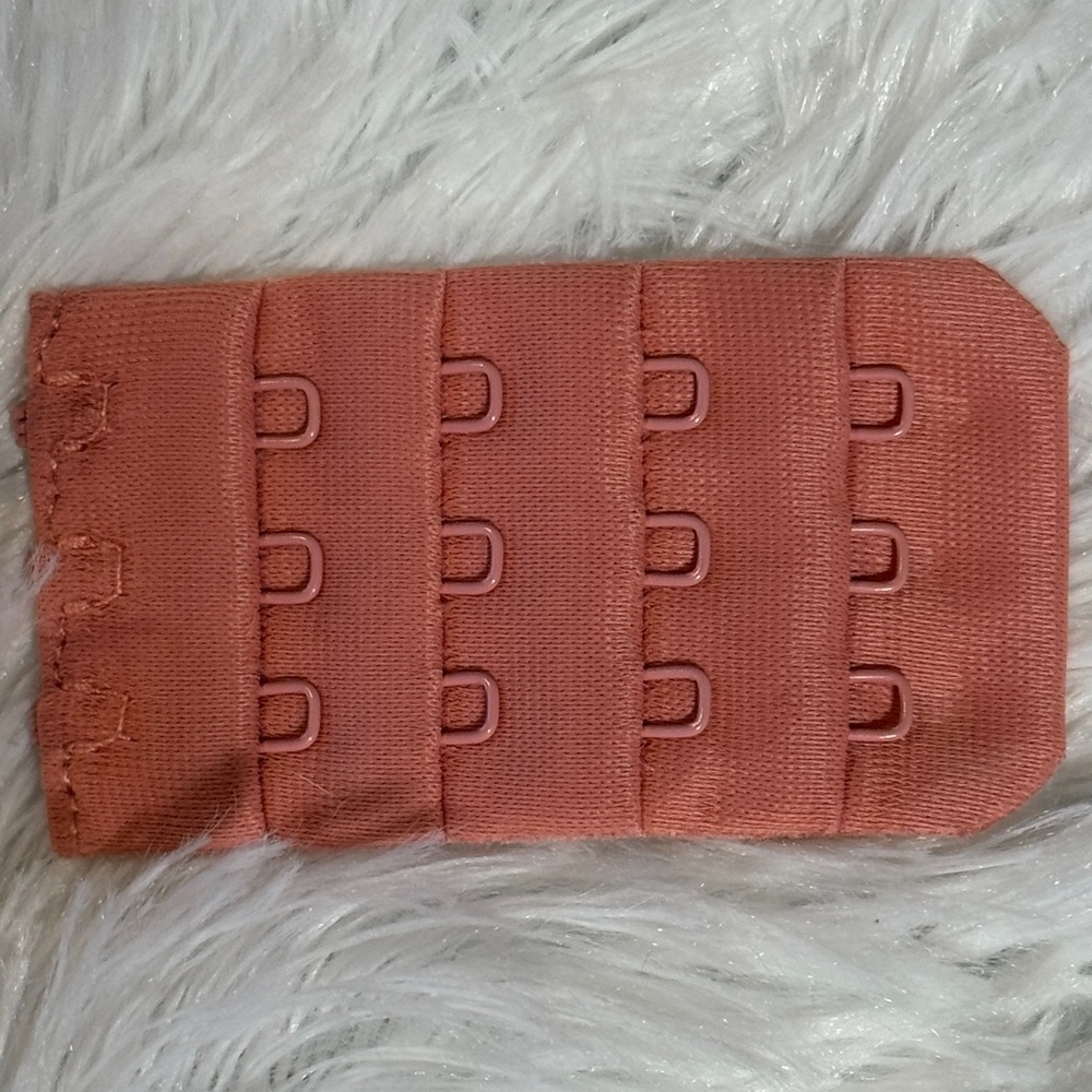 Elegant Dusty Rose Seamless Bra - Picture 6 of 7